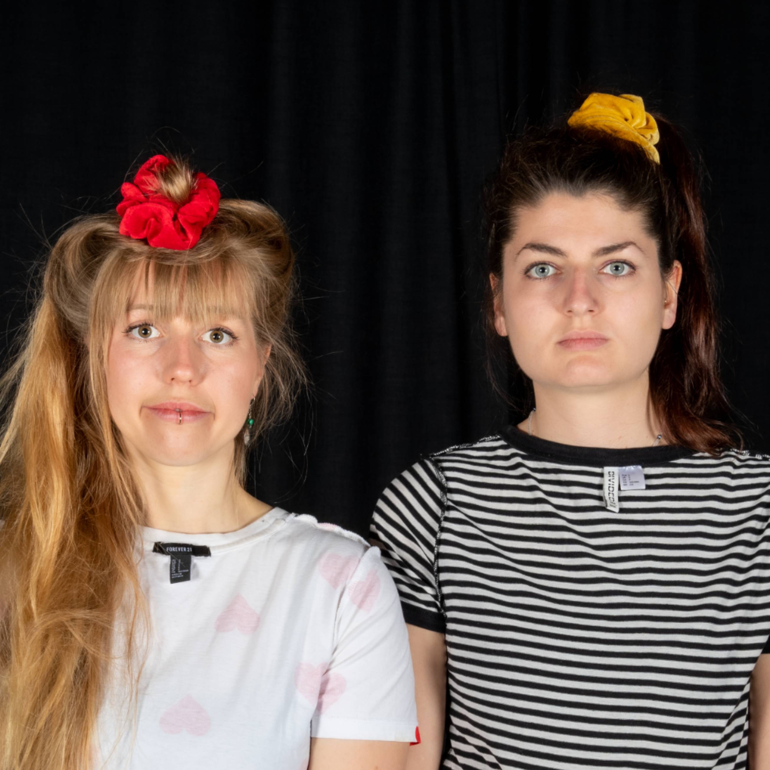 Jana Sturny und Jara Gerber von der Theaterkompanie «C’est caput» episode artwork