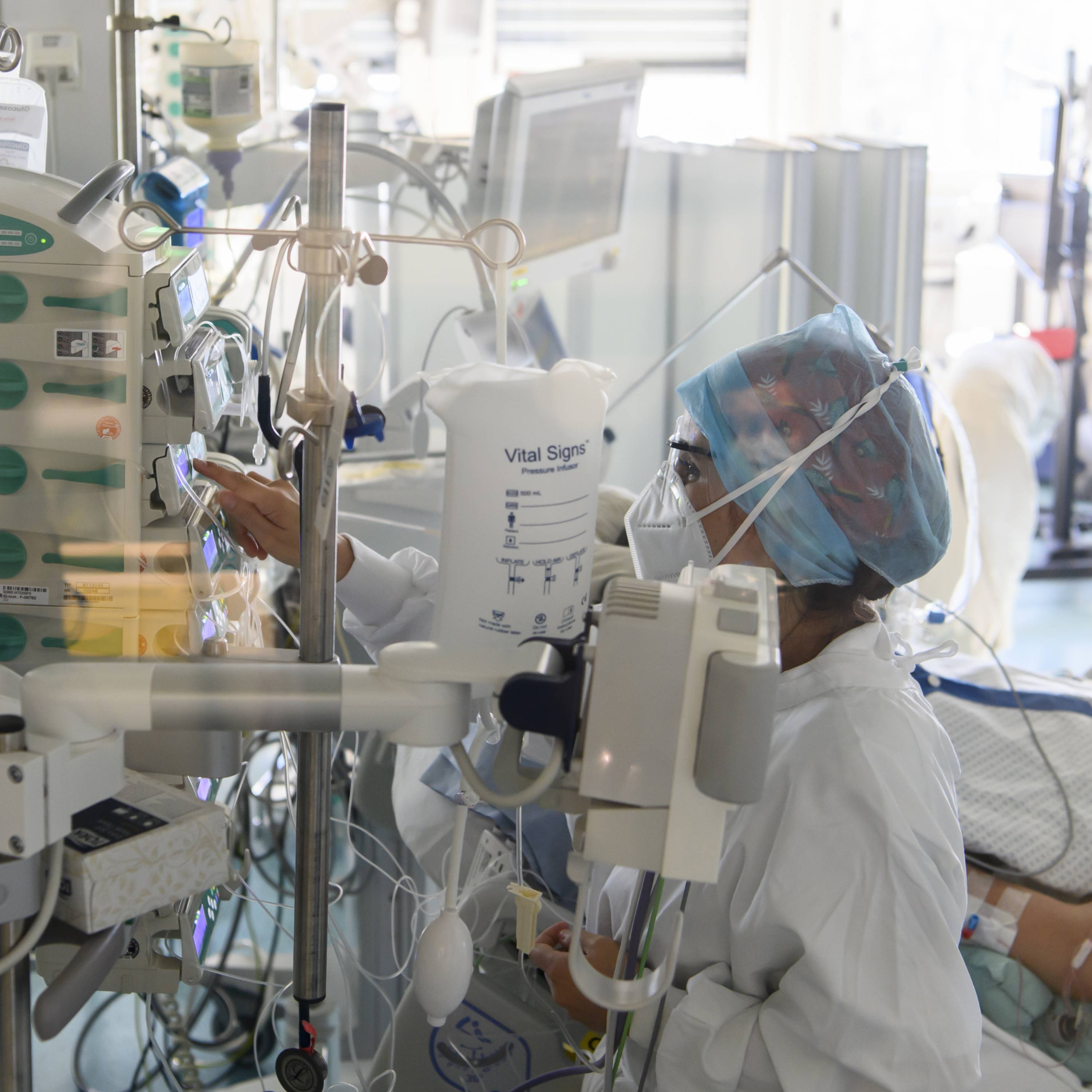 Il faut sortir de le personnel de l'Hôpital de la LPers episode artwork